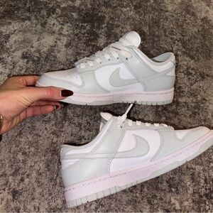 Womens 8 Nike Dunk Low in white/photon dust-white